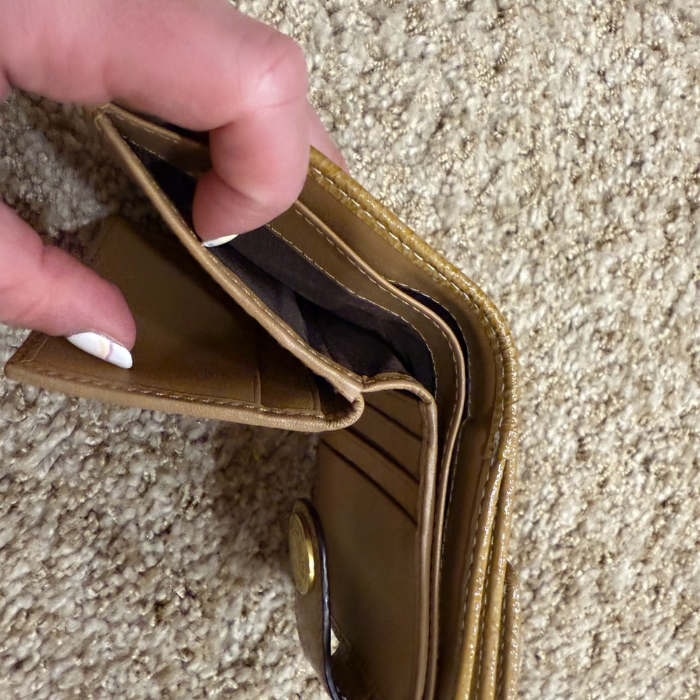 Brown and Tan Patterned Wallet - Picture 6 of 8